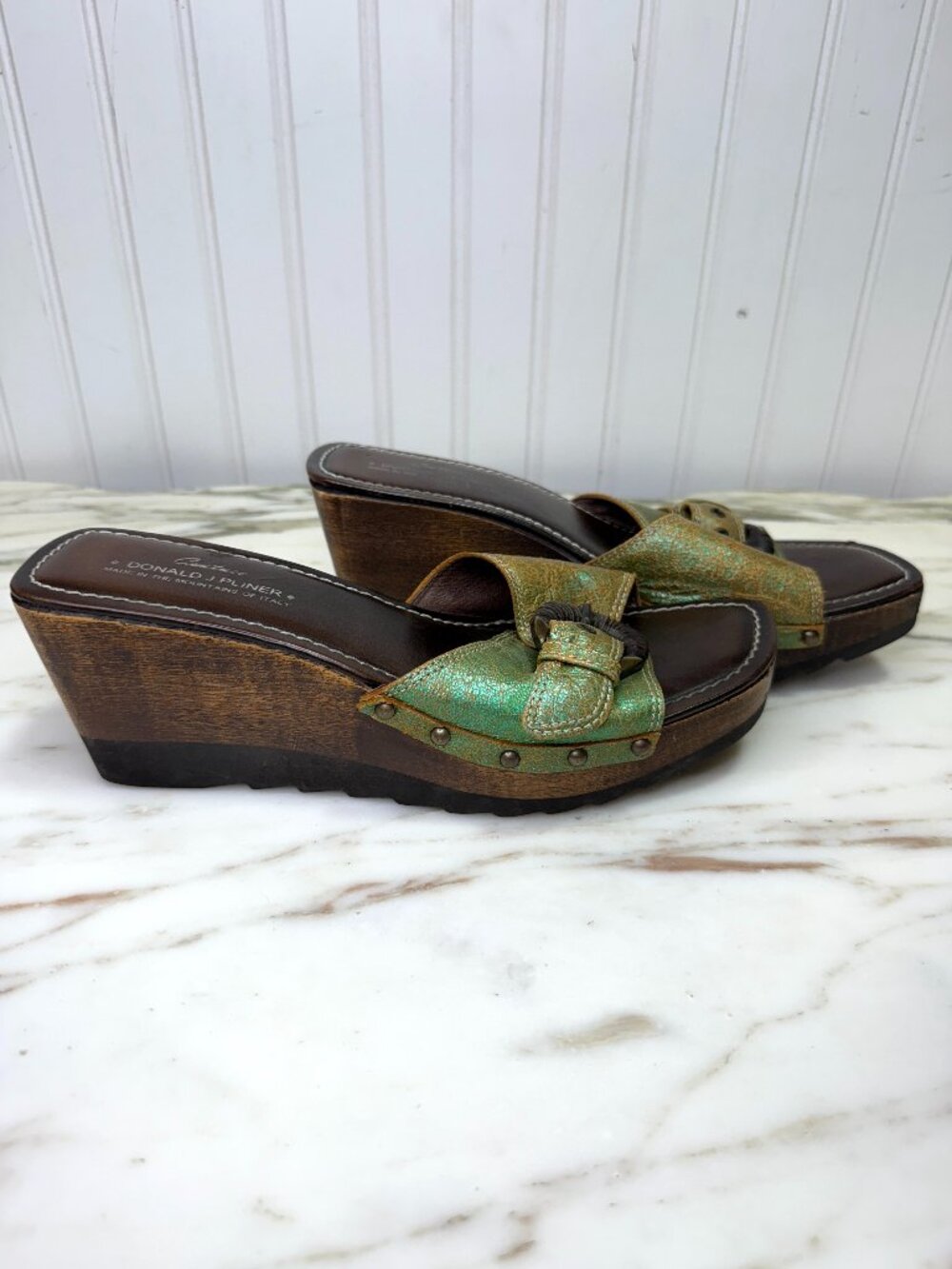 Donald J Pliner Green Leather Wedge Slides Platform Sz 6 y2k 00s style 70s boho